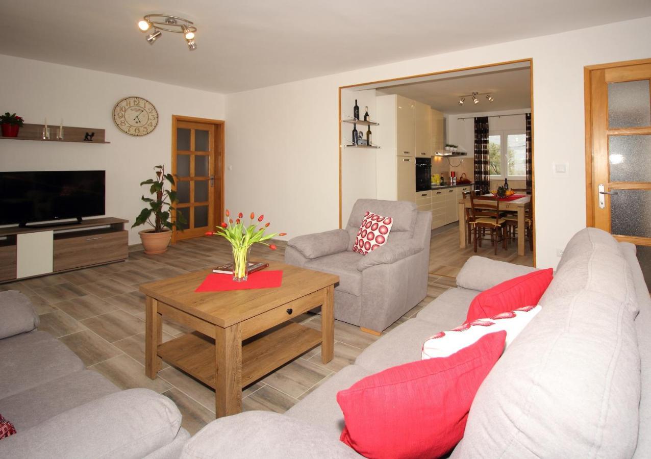 Apartment Milenka Čilipi Eksteriør billede